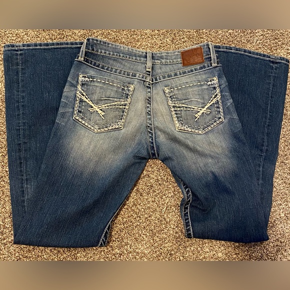 BKE Denim - BKE Kate Buckle Womens 28x31.5 Boot Cut Midrise Denim Blue Jeans Curvy Stretch